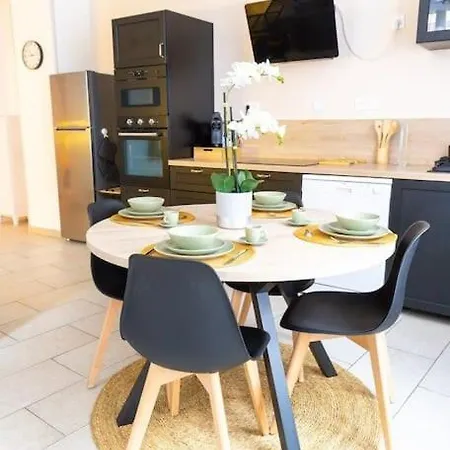 La Maison Du Bonheur Διαμέρισμα *